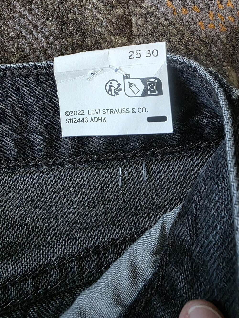 Levis 501 '90s Embellished Black Denim Jeans - Picture 9 of 11